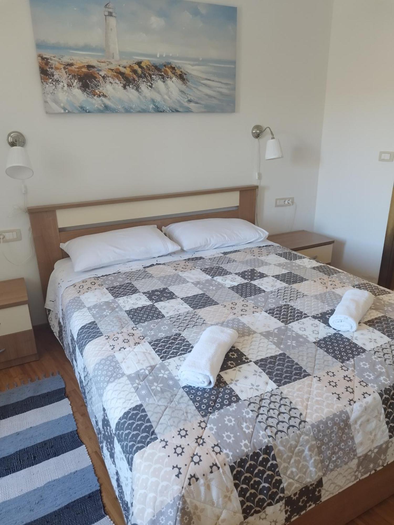 Tonka Apartment